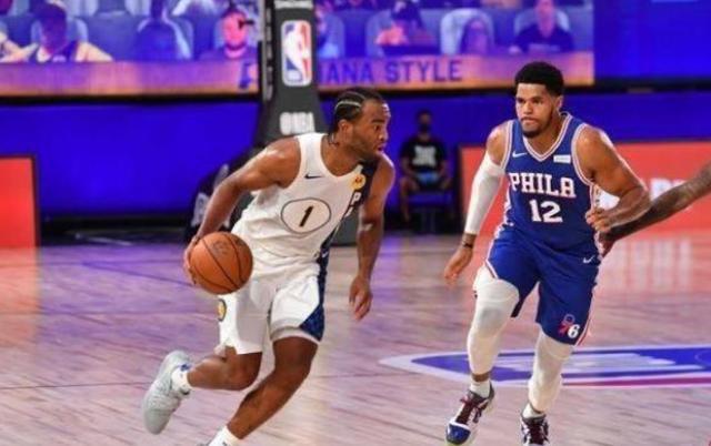 周琦的篮下 周琦的篮下