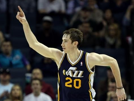 曼联面临着 曼联面临着