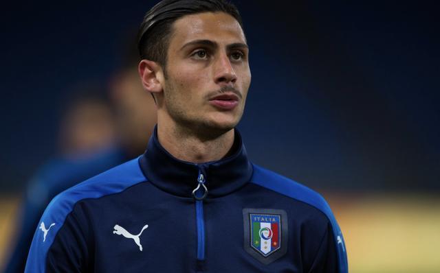 薩利巴在阿 薩利巴在阿