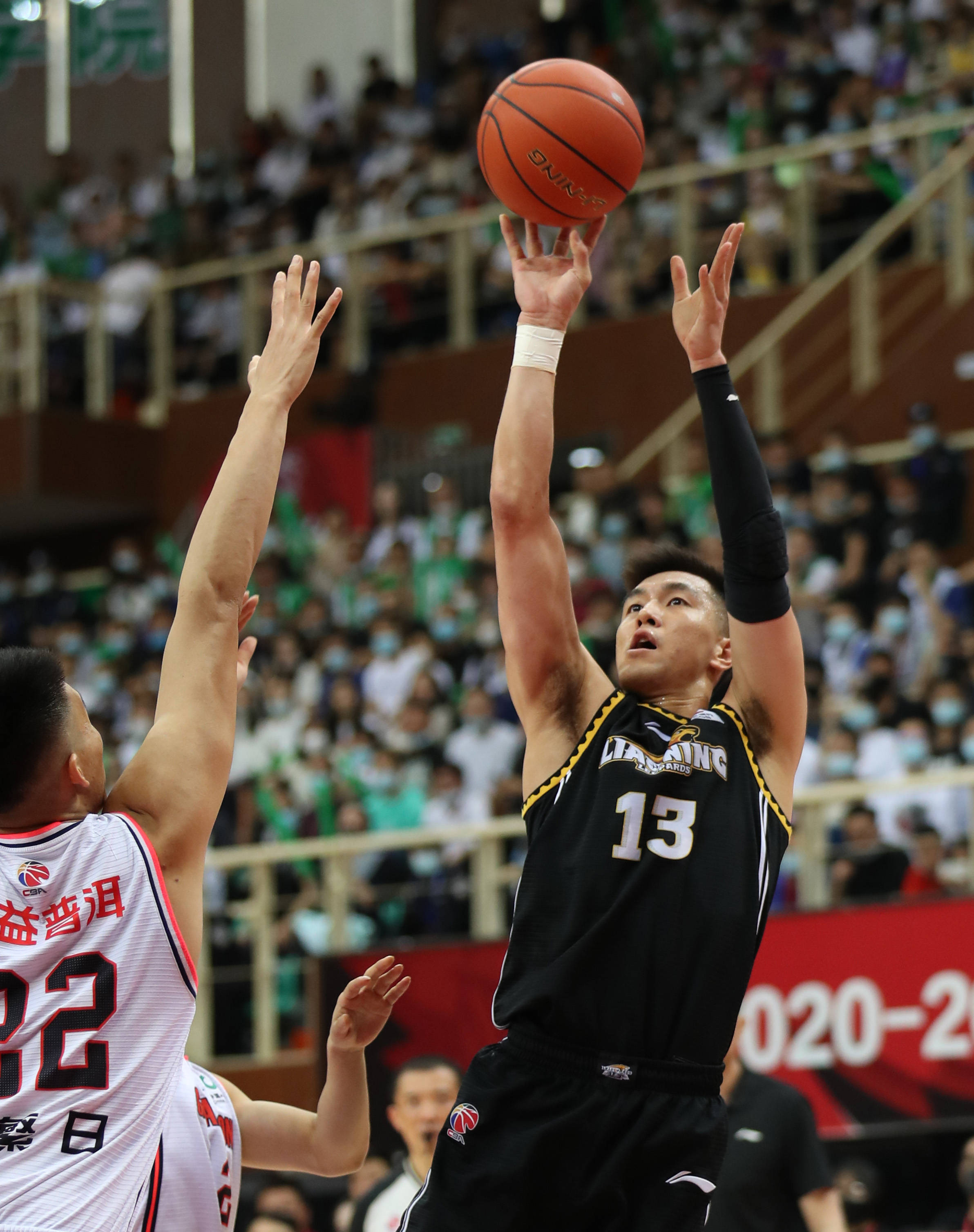 频繁打到肘 频繁打到肘