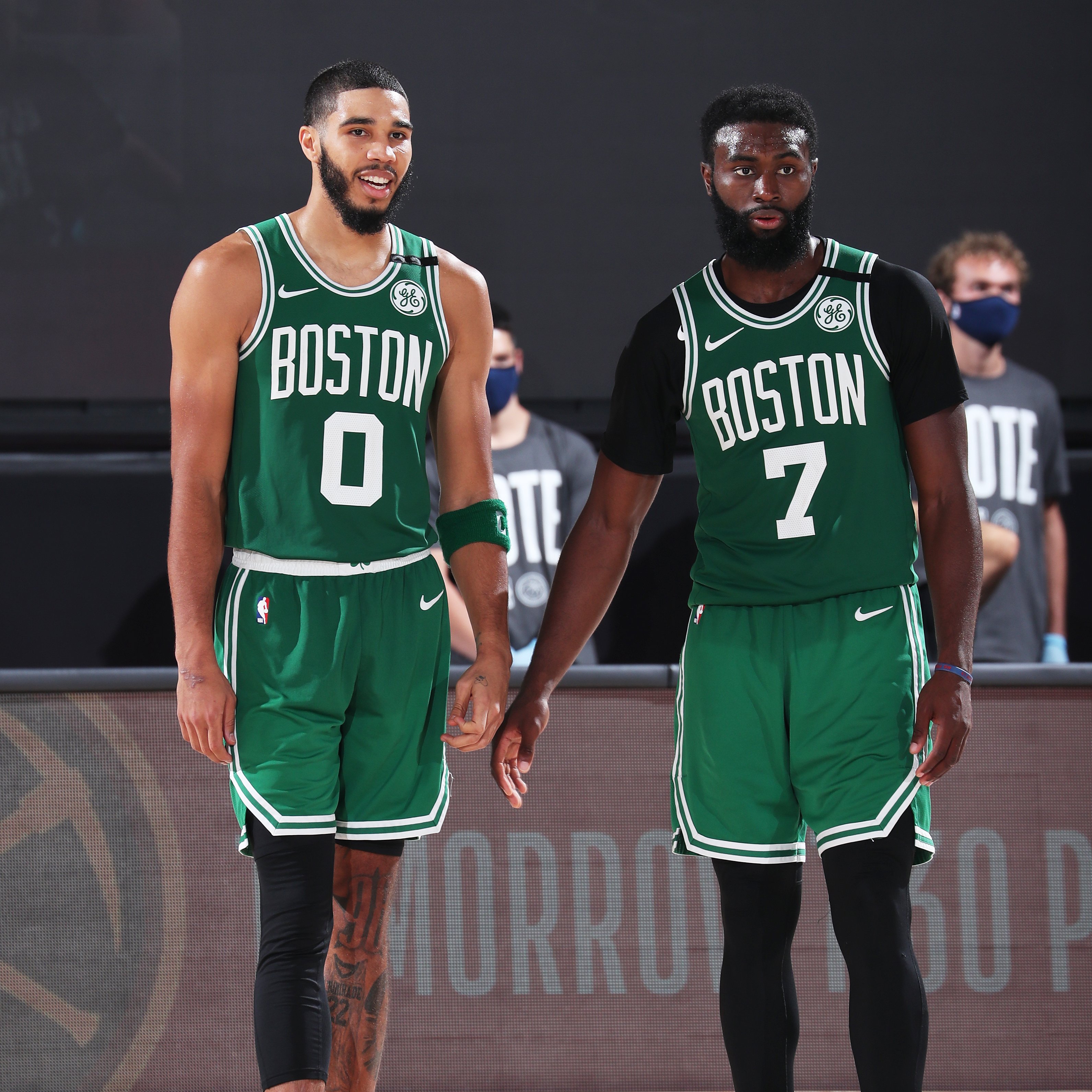 腹部压制不 腹部压制不